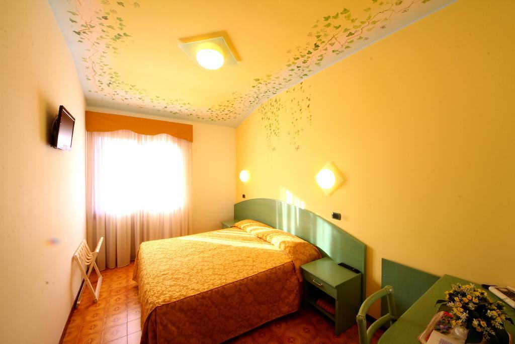 La Favorita Apricale B&B & Ristorante ห้อง รูปภาพ